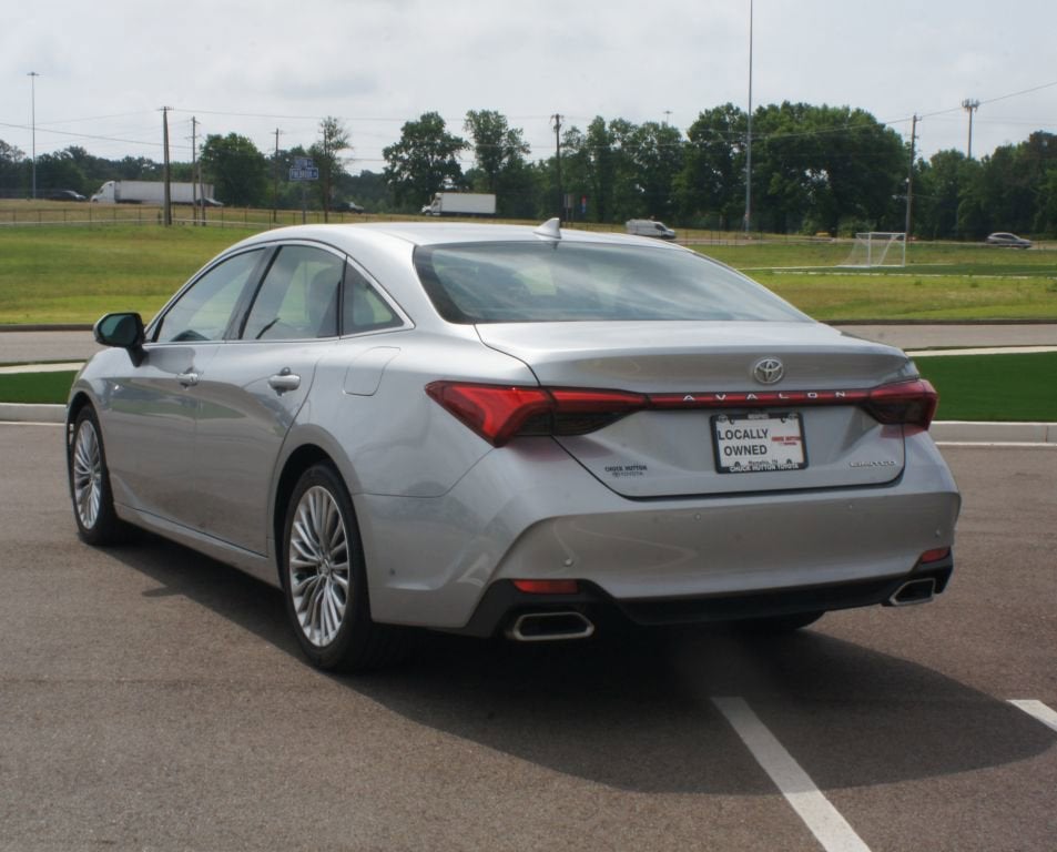 2019 Toyota AVALON Base