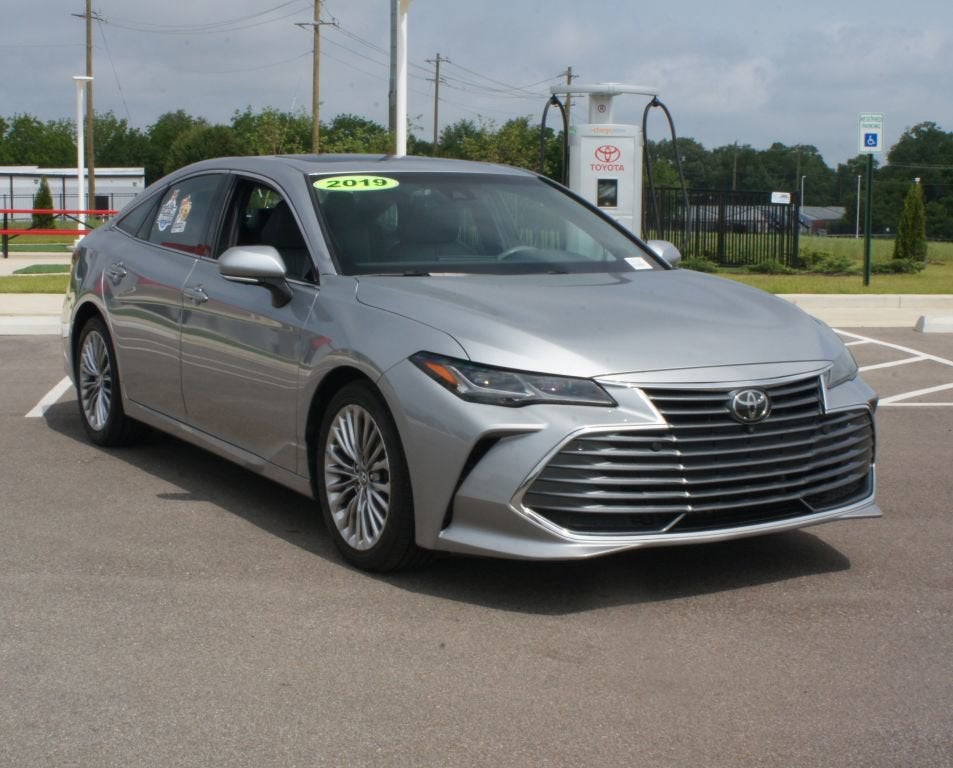 2019 Toyota AVALON Base