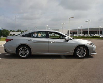 2019 Toyota AVALON Base