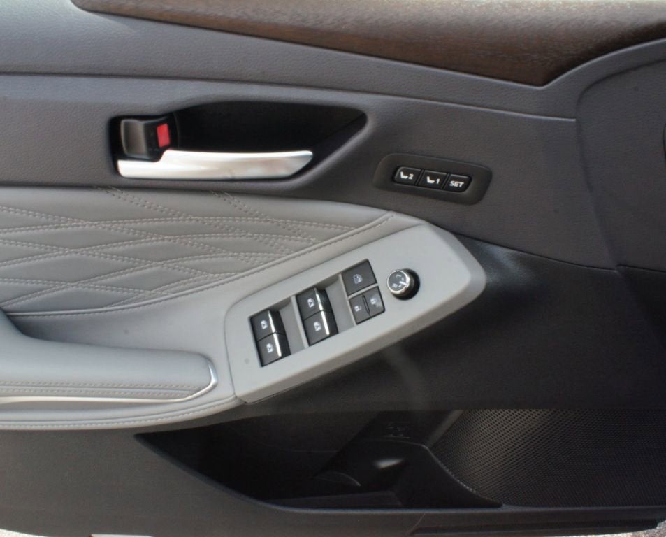 2019 Toyota AVALON Base