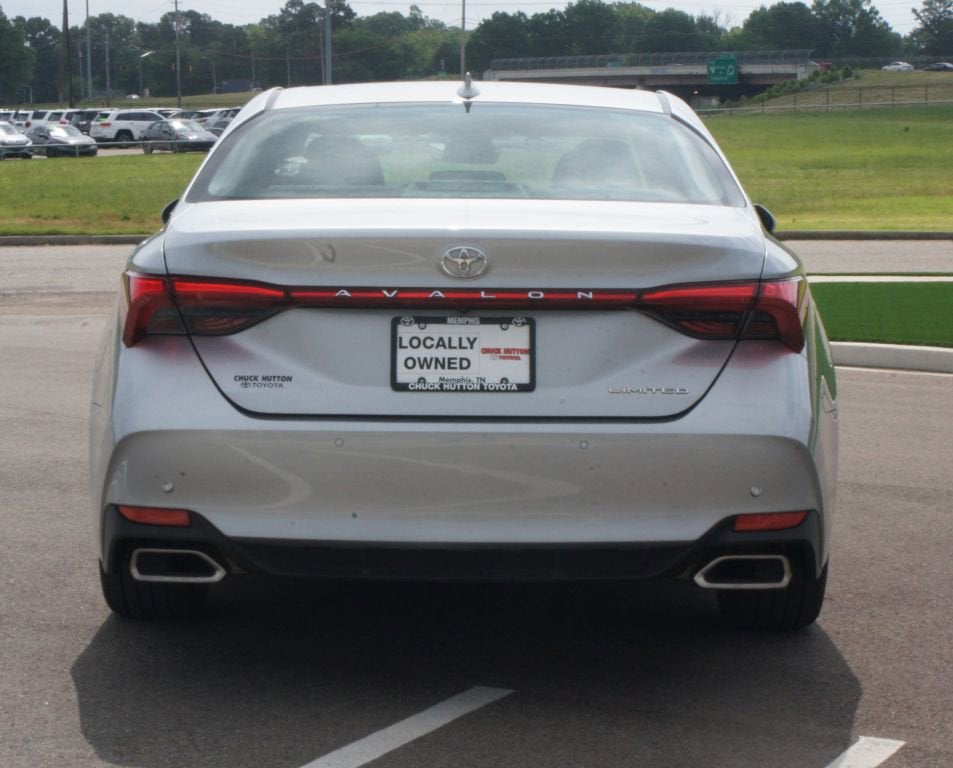 2019 Toyota AVALON Base