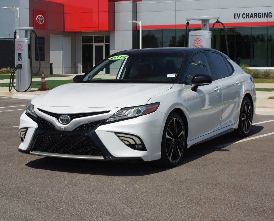 2019 Toyota Camry XSE V6