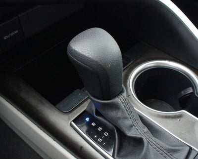 2024 Toyota Camry Hybrid LE