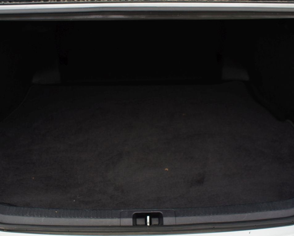 2024 Toyota Camry Hybrid LE
