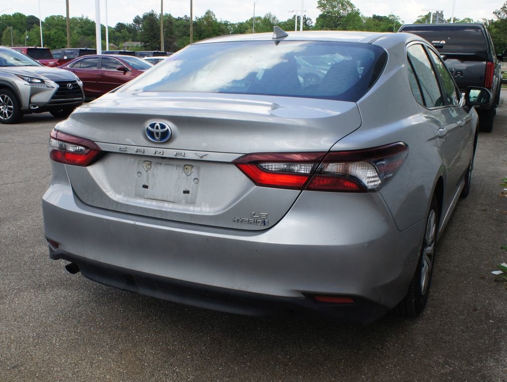 2024 Toyota Camry Hybrid LE