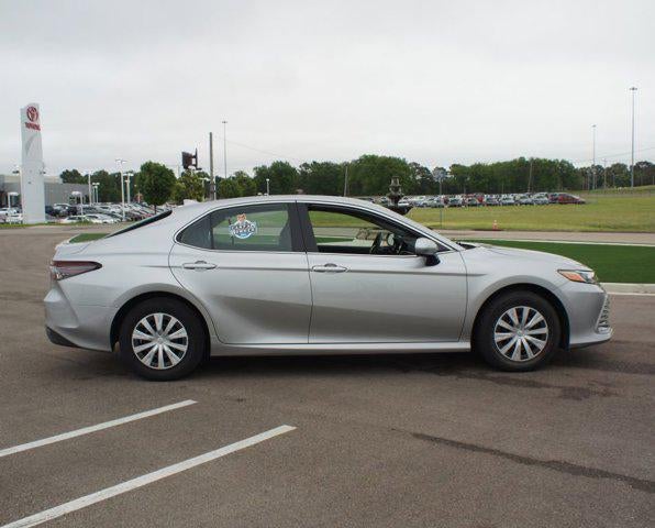 2024 Toyota Camry Hybrid LE