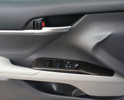 2024 Toyota Camry Hybrid LE