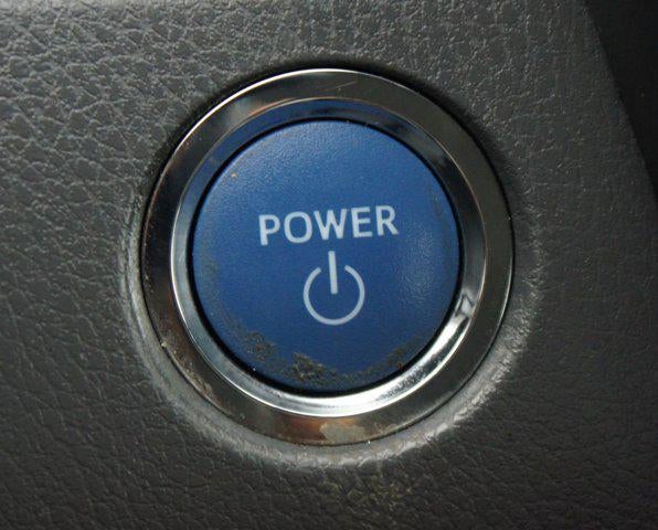2024 Toyota Camry Hybrid LE