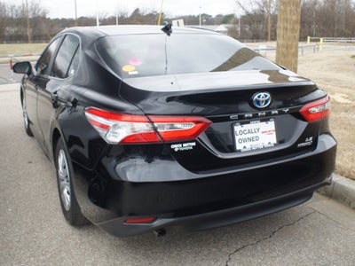2020 Toyota Camry Hybrid LE