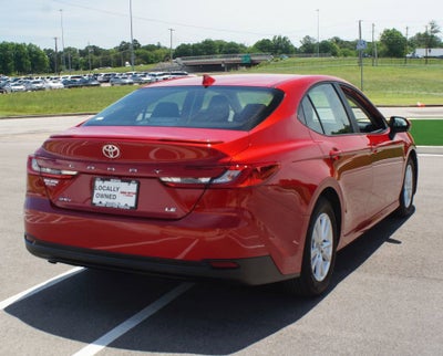 2025 Toyota Camry LE