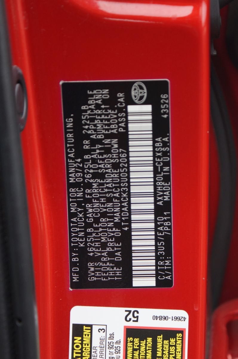 2025 Toyota Camry SE