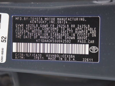 2025 Toyota Camry SE