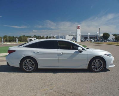 2022 Toyota Avalon Limited
