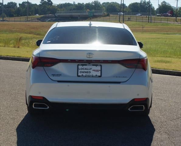 2022 Toyota Avalon Limited