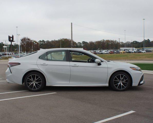 2024 Toyota Camry Base