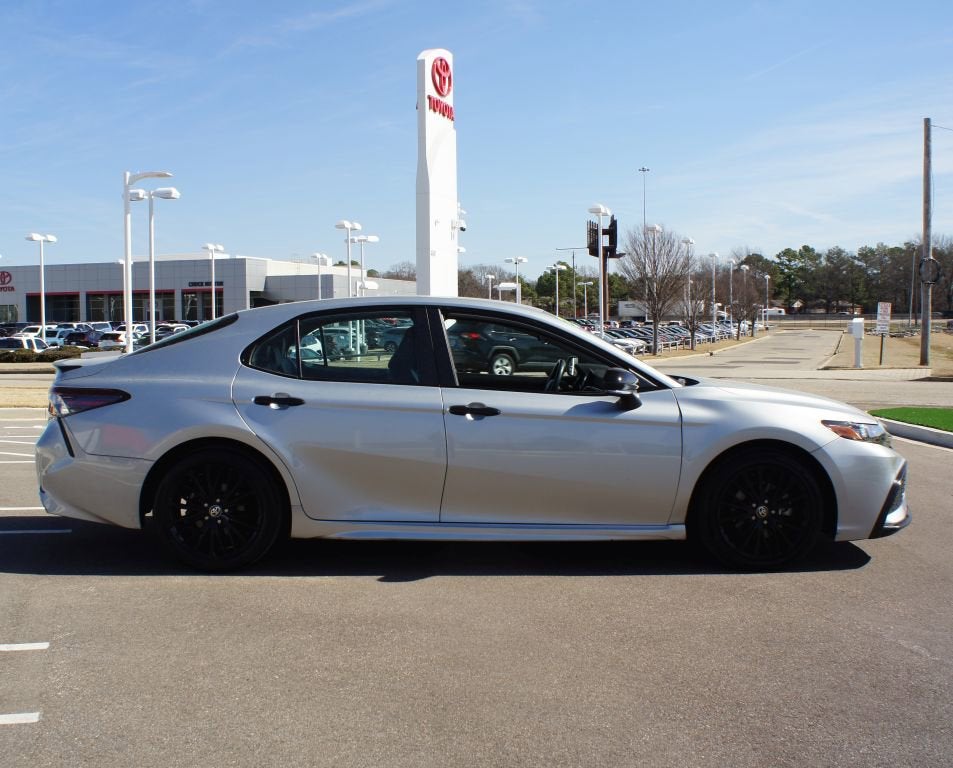 2022 Toyota Camry Hybrid Nightshade