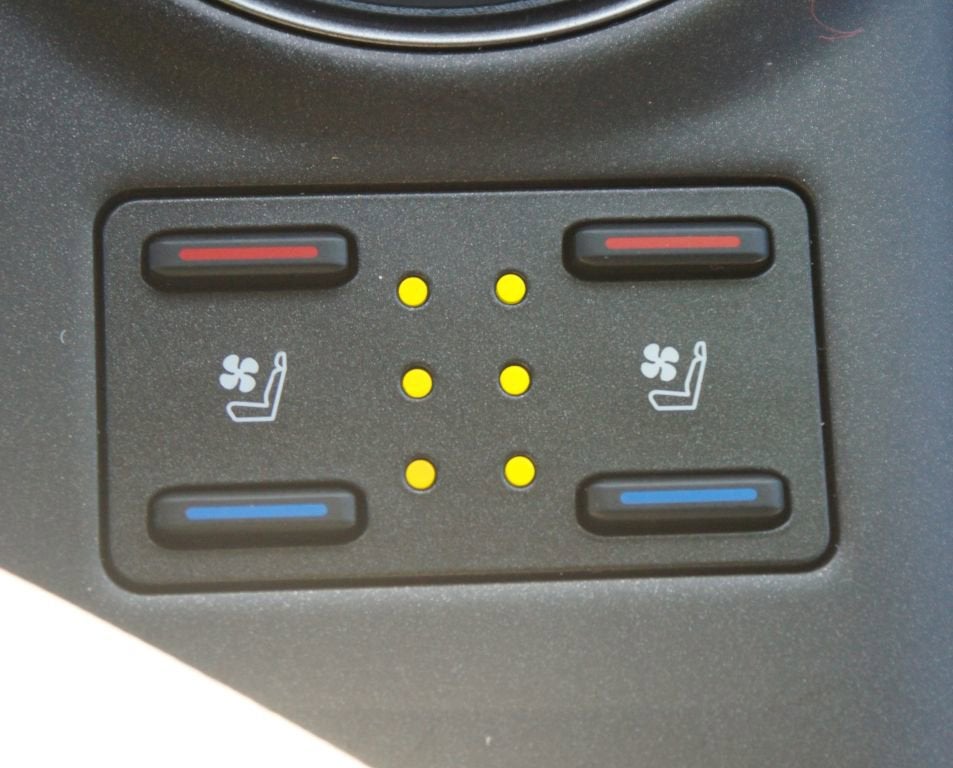 2024 Toyota Camry Hybrid XSE