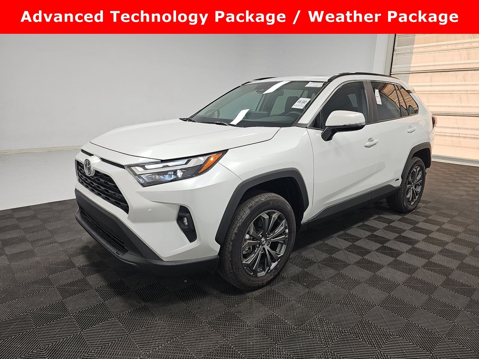 2025 Toyota RAV4 Hybrid XLE Premium