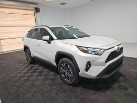 2025 Toyota RAV4 Hybrid XLE Premium