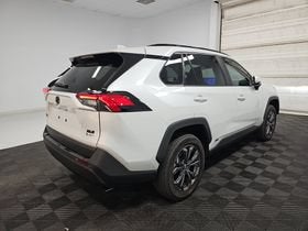 2025 Toyota RAV4 Hybrid XLE Premium