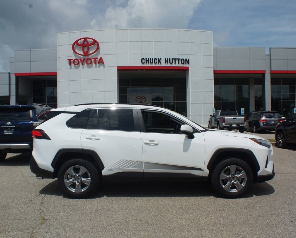 2025 Toyota RAV4 Hybrid XLE