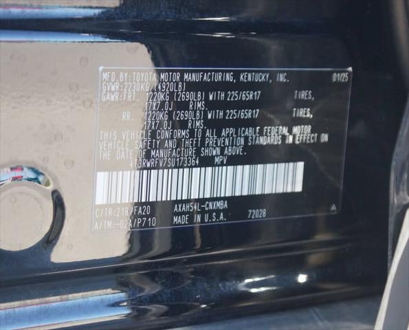 2025 Toyota RAV4 Hybrid XLE