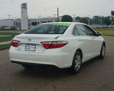 2016 Toyota Camry LE