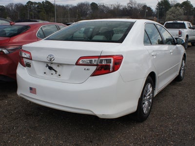 2014 Toyota Camry LE
