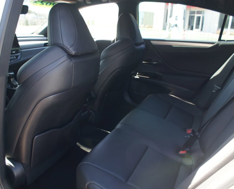 2023 Lexus ES ES 350 F SPORT Handling