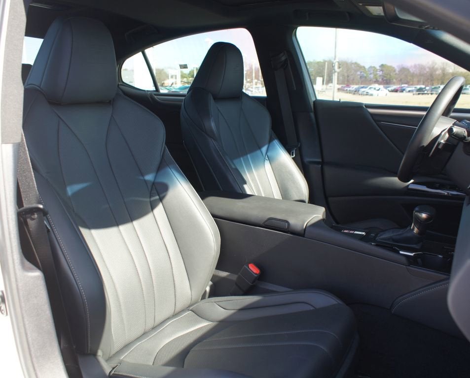 2023 Lexus ES ES 350 F SPORT Handling