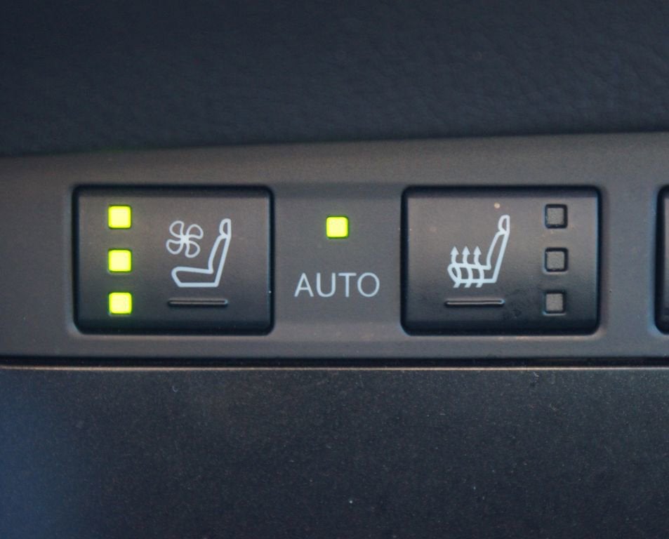 2023 Lexus ES ES 350 F SPORT Handling