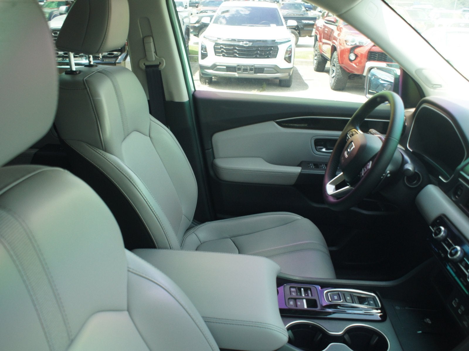 2025 Honda Pilot Touring