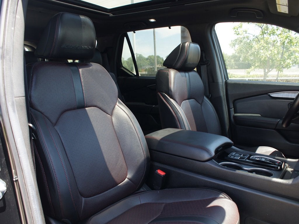 2025 Honda Pilot Black Edition