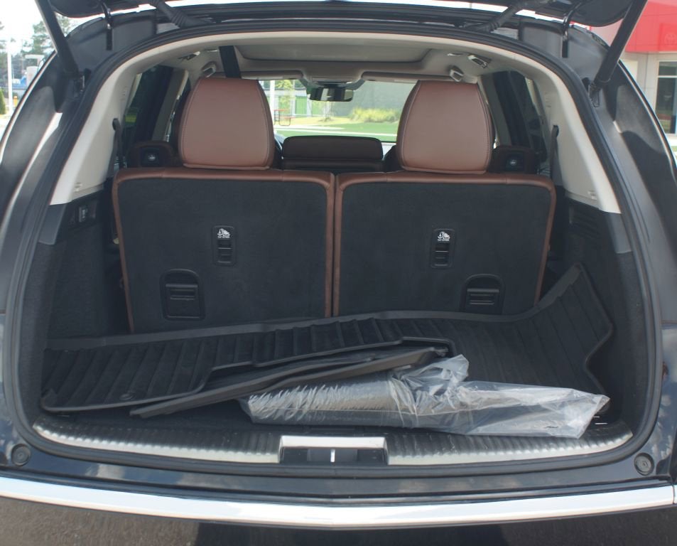 2023 Acura MDX w/Advance Package