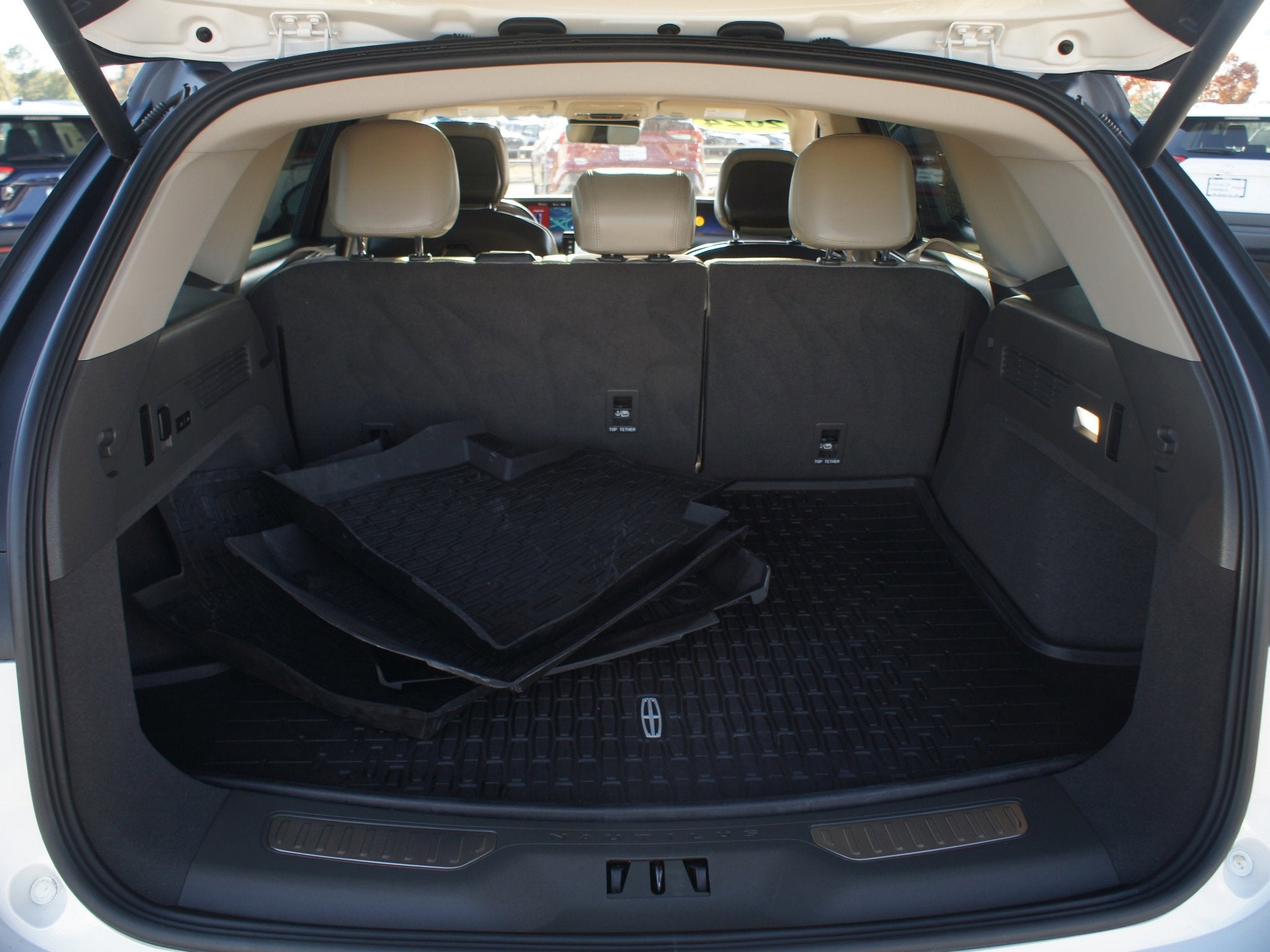 2024 Lincoln Nautilus Reserve