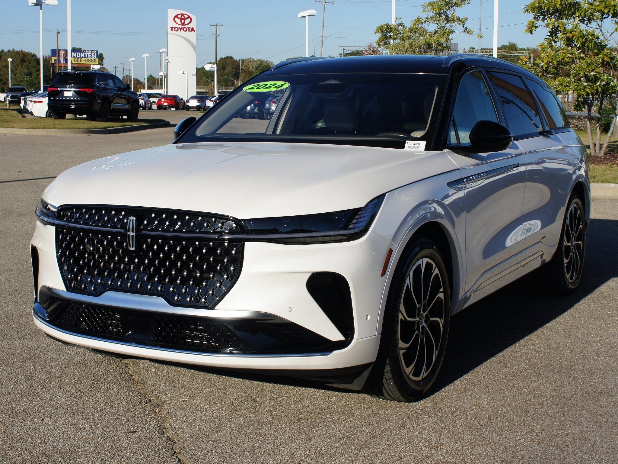 2024 Lincoln Nautilus Reserve