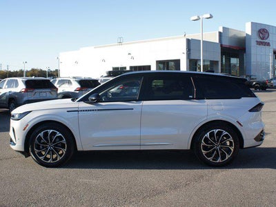 2024 Lincoln Nautilus Reserve