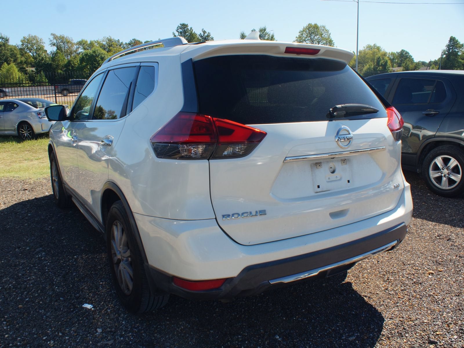 2017 Nissan Rogue SV