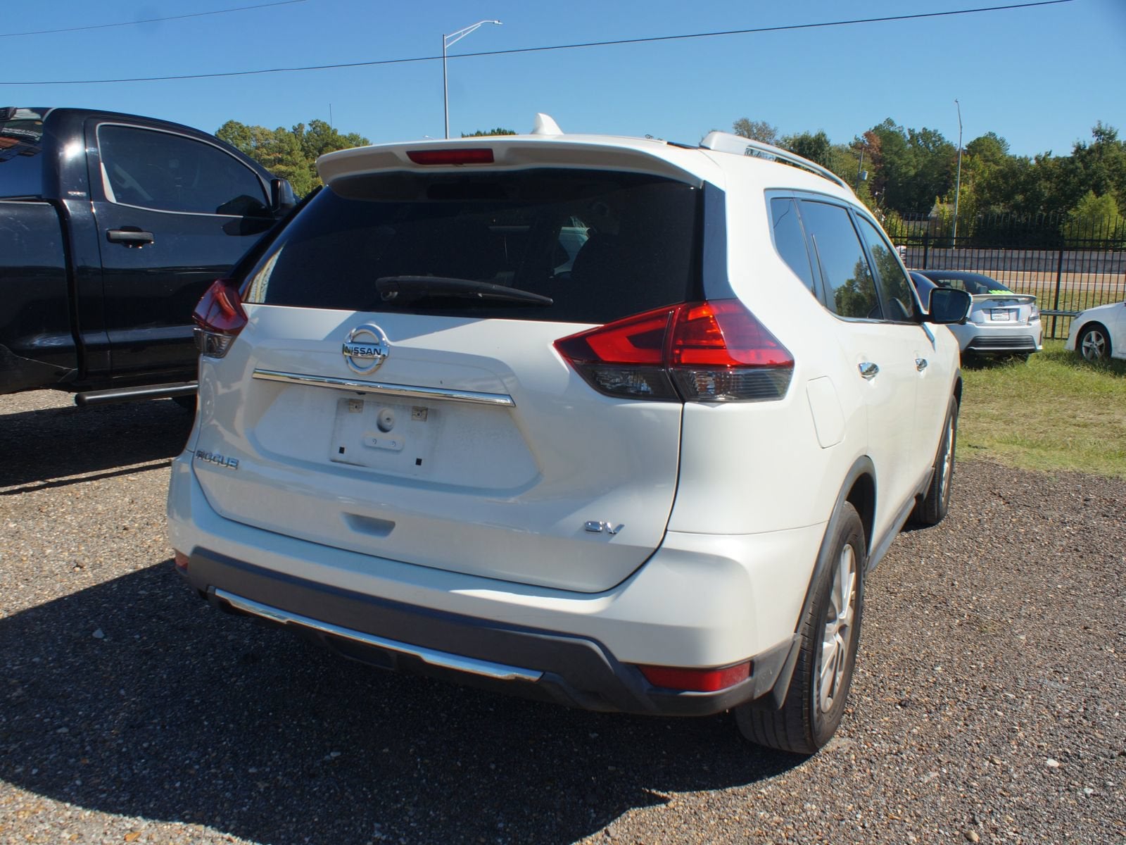2017 Nissan Rogue SV
