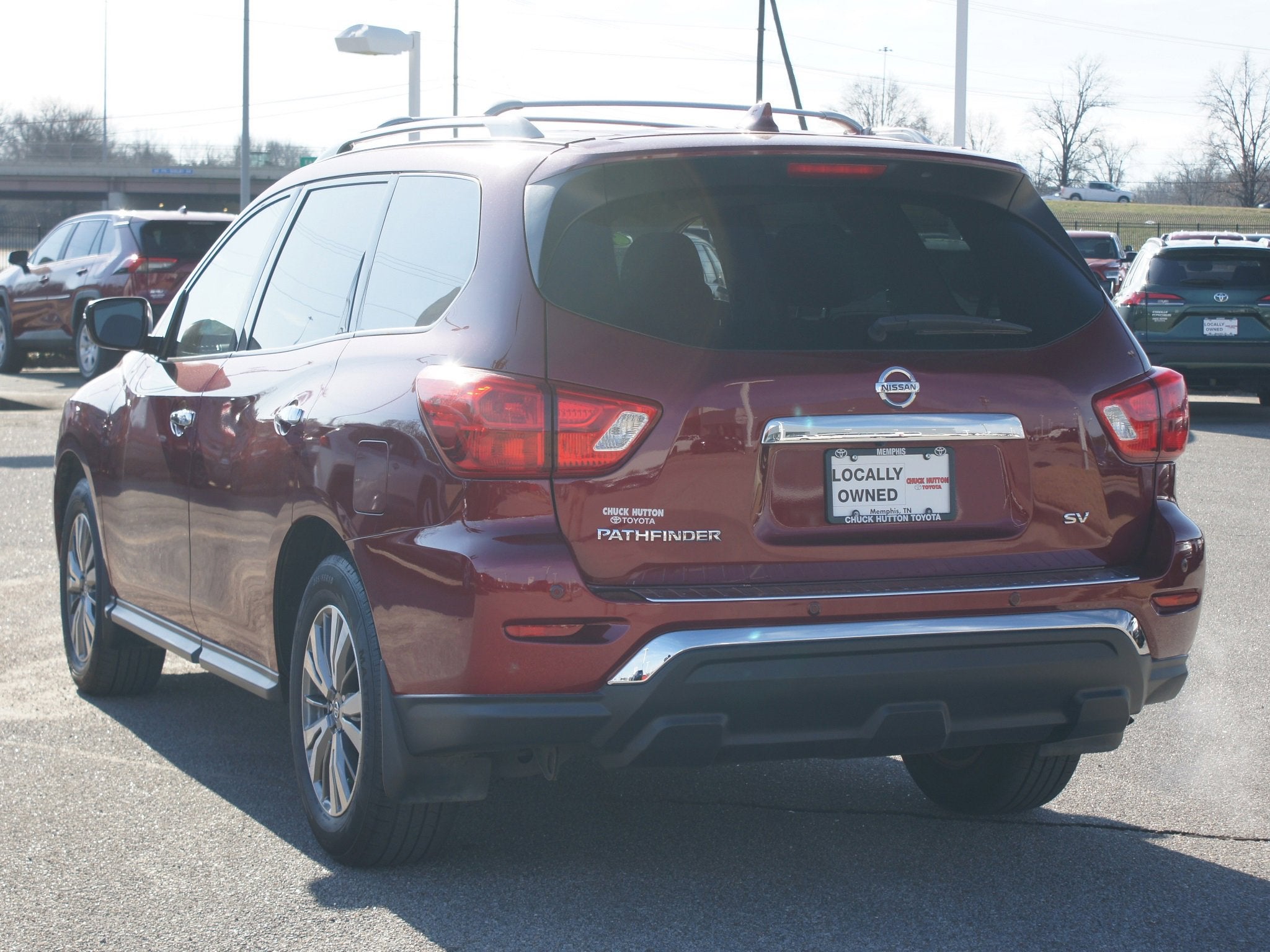 2020 Nissan Pathfinder SV
