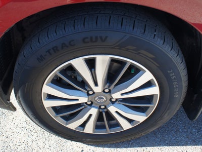 2020 Nissan Pathfinder SV