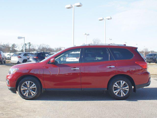 2020 Nissan Pathfinder SV