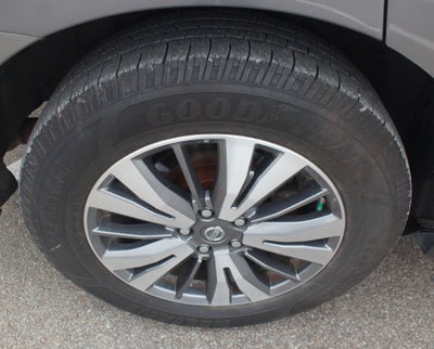 2017 Nissan Pathfinder SV