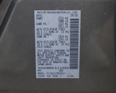 2017 Nissan Pathfinder SV