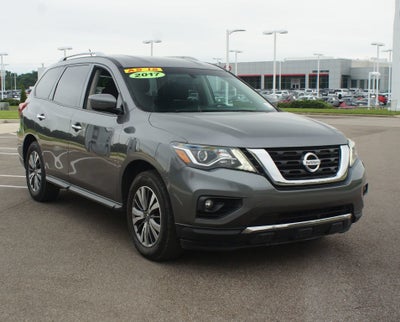2017 Nissan Pathfinder SV