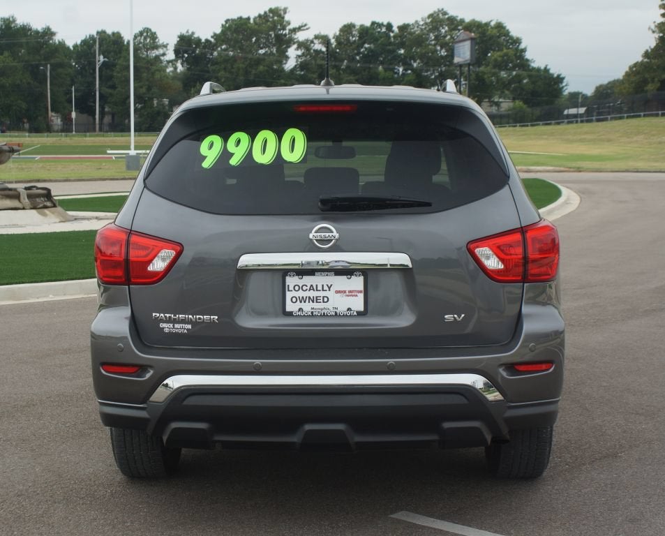 2017 Nissan Pathfinder SV