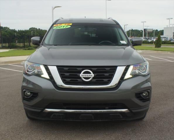 2017 Nissan Pathfinder SV