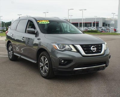 2017 Nissan Pathfinder SV