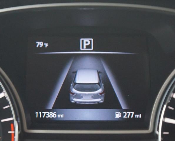 2017 Nissan Pathfinder SV
