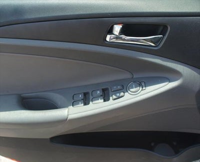 2012 Hyundai Sonata 2.4L SE